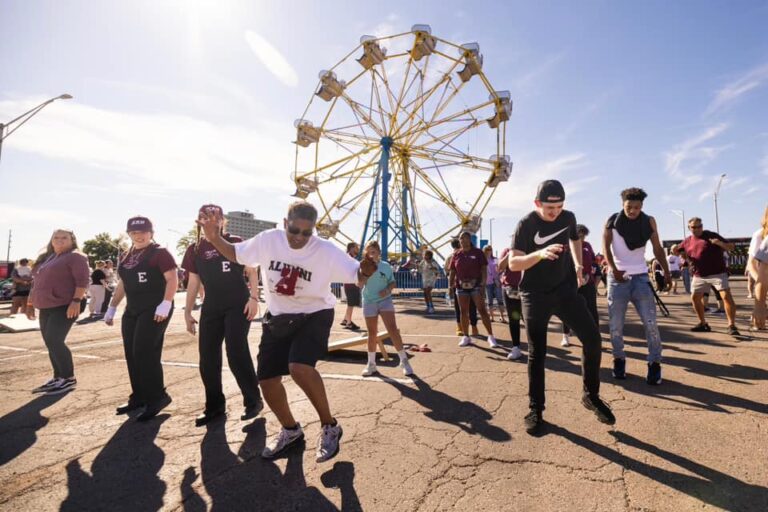 New Year's Even Party - Dancing and Ferris Wheel. Call BYB Event Services to plan your New Year's Party Today.